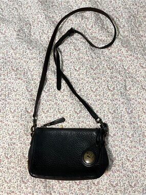 Will Leather Goods Black Pebbled Leather Crossbody Bag.